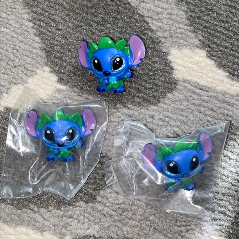Disney Doorables Series 4 Hula Stitch